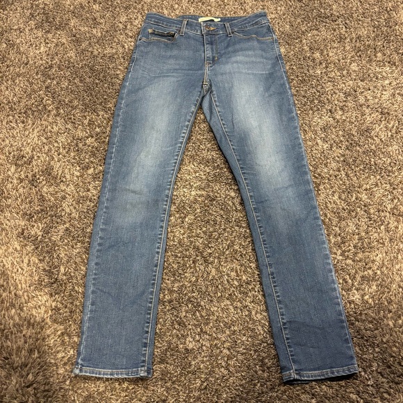 Levi's Women's Classic Midrise Skinny Jeans - Picture 3 of 6